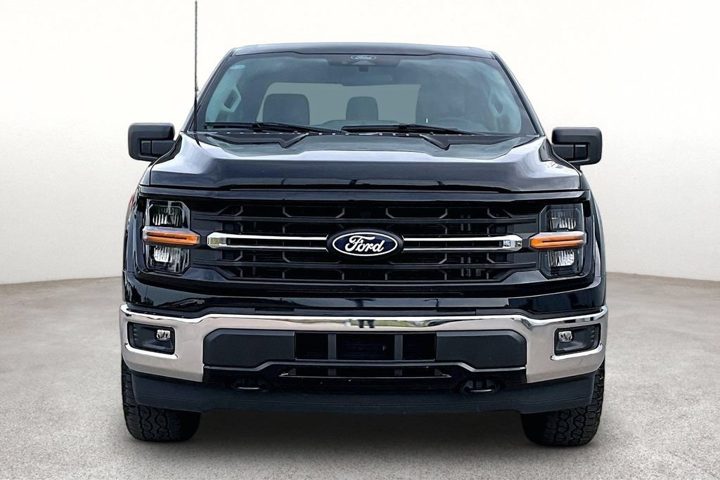 Used 2025 Ford F150 XLT w/ Equipment Group 301A Standard AWD/4WD image 4
