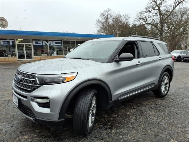 Used 2022 Ford Explorer XLT w/ Equipment Group 202A image 13