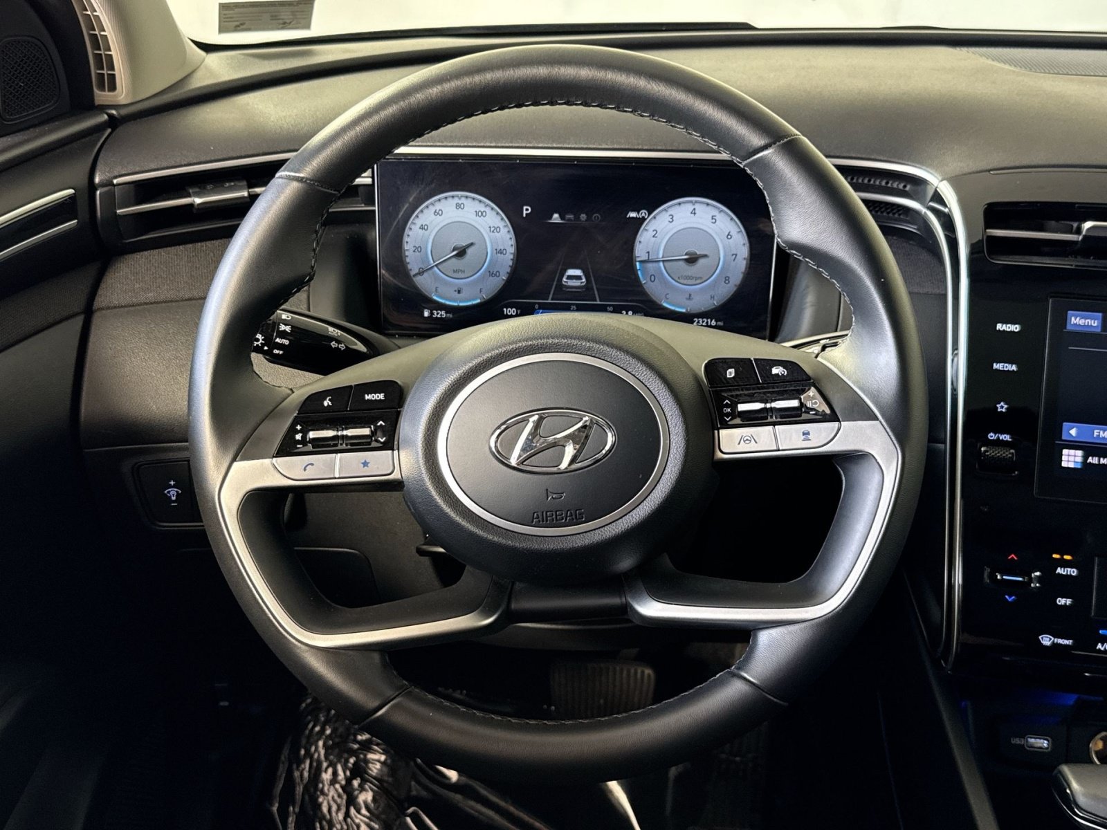 Used 2023 Hyundai Tucson SEL w/ Convenience Package AWD/4WD image 16