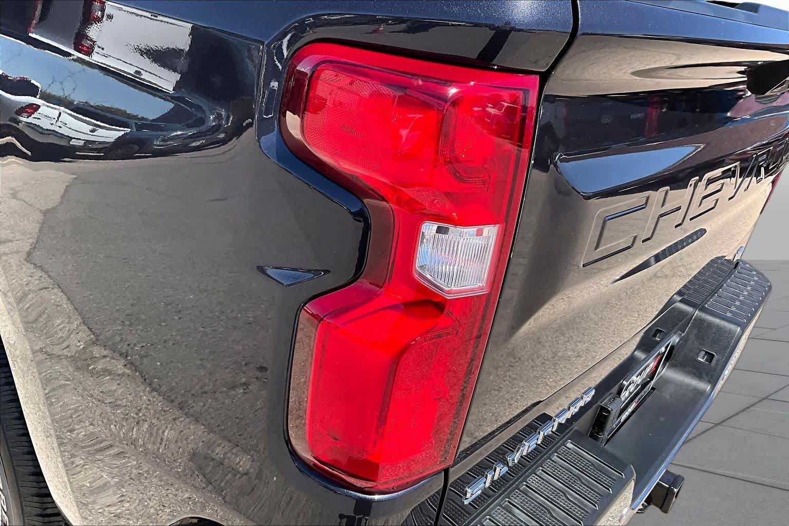 Used 2023 Chevrolet Silverado 1500 LTZ RWD image 28