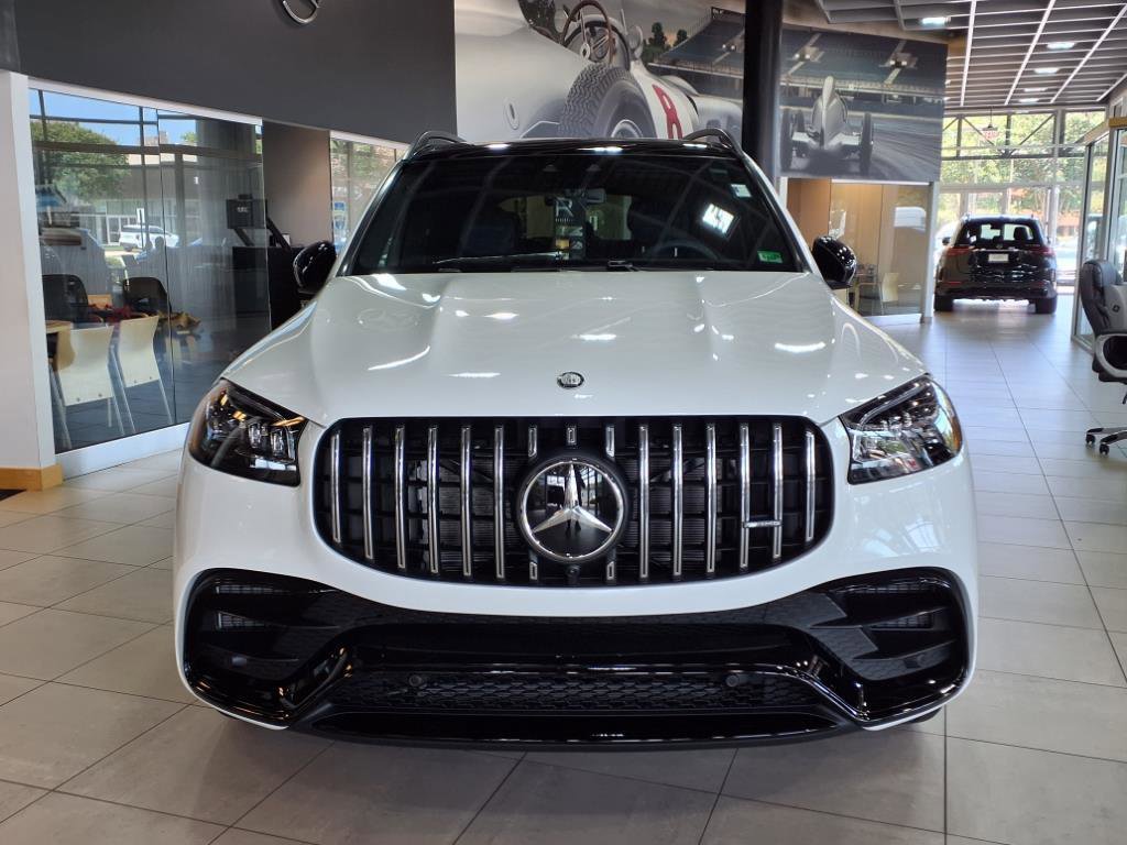 New 2025 Mercedes-Benz GLS 63 AMG 4MATIC image 2