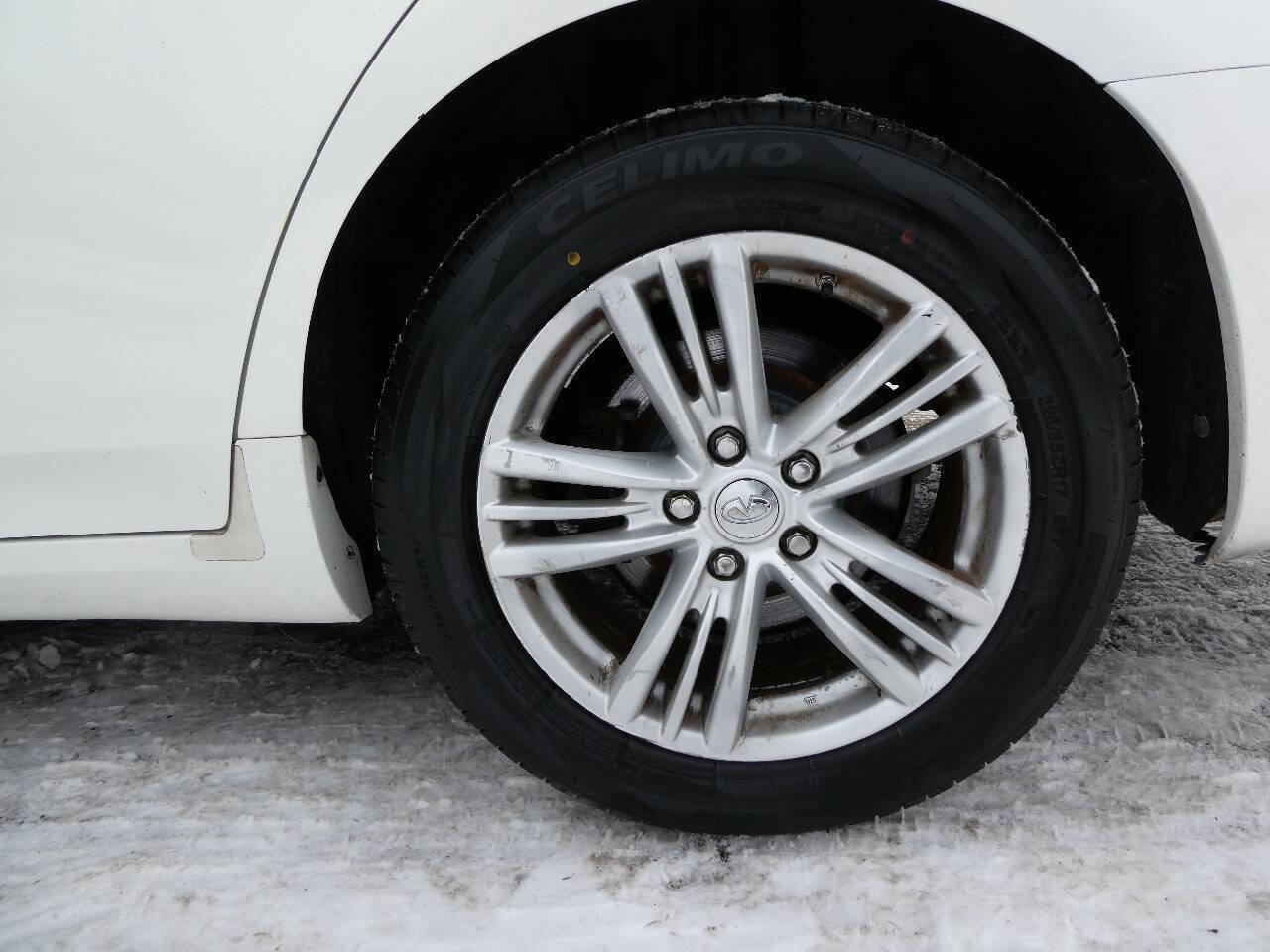 Used 2011 INFINITI G25 x image 26