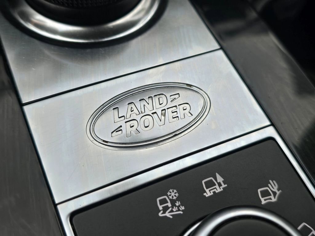 Used 2018 Land Rover Discovery HSE Luxury image 32