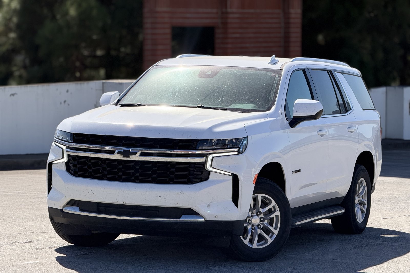 Used 2023 Chevrolet Tahoe LS w/ Driver Alert Package AWD/4WD image 3