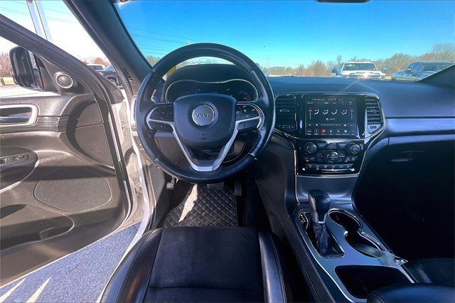 Used 2020 Jeep Grand Cherokee Altitude image 8