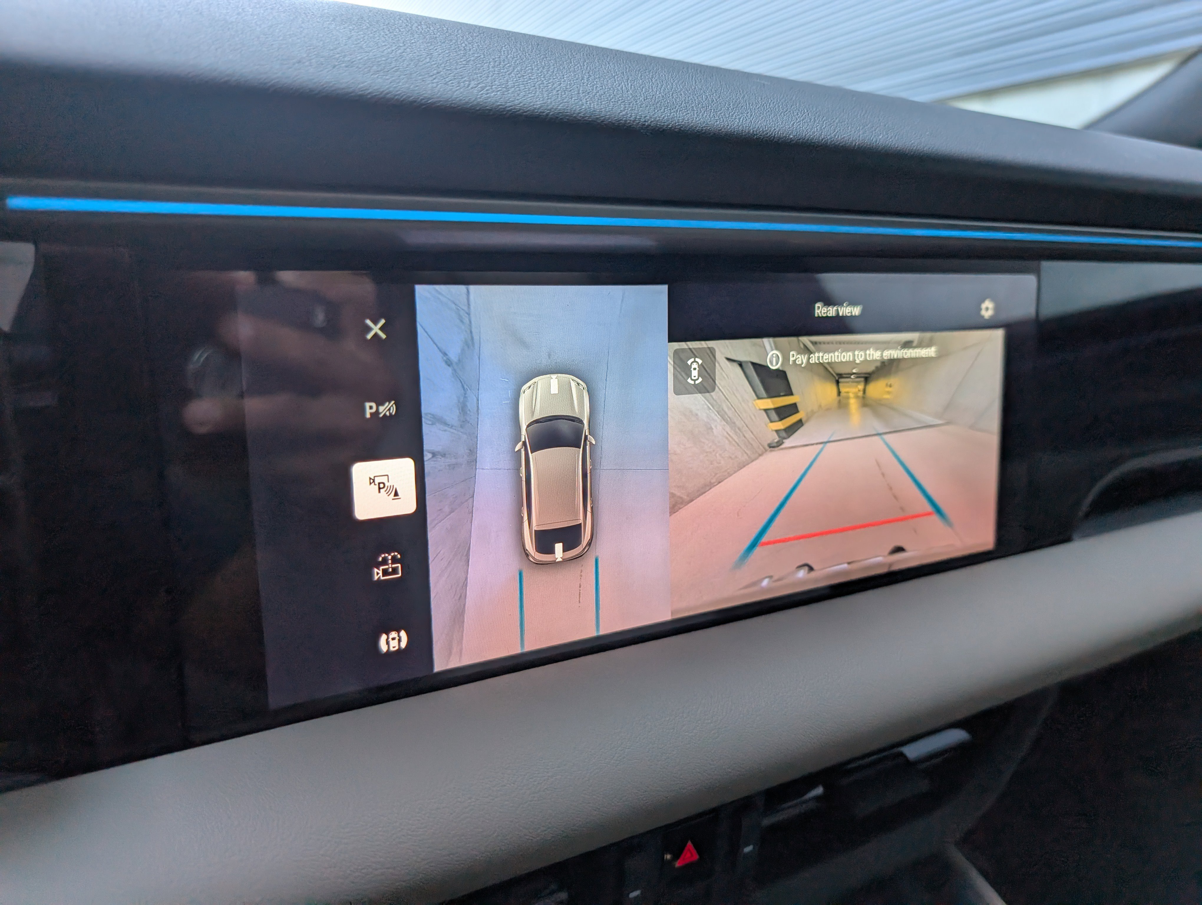 Used 2025 Porsche Macan Electric image 41