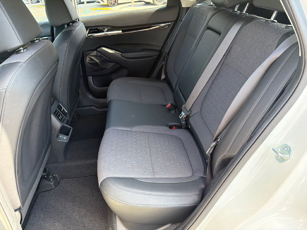 Used 2024 Kia Seltos S FWD image 23