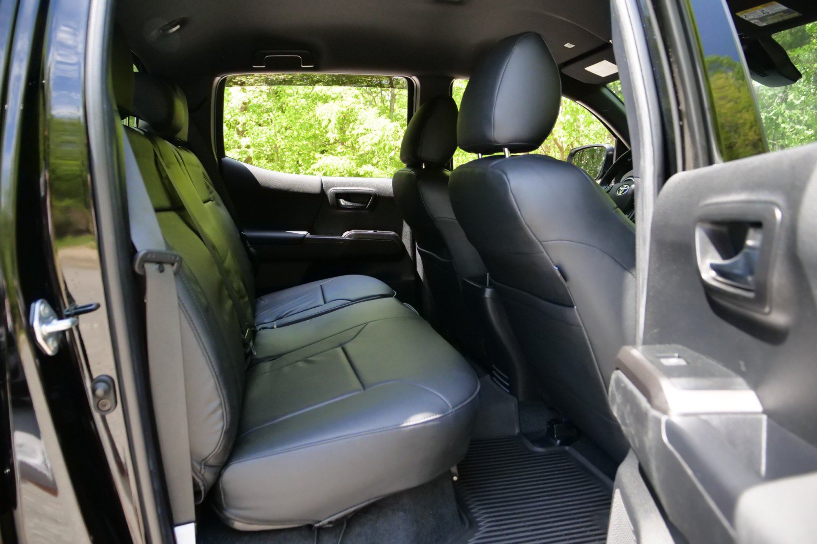 Used 2022 Toyota Tacoma TRD Sport AWD/4WD image 34