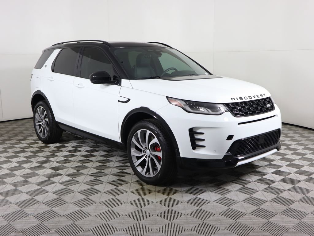 Used 2025 Land Rover Discovery Sport Dynamic SE image 3