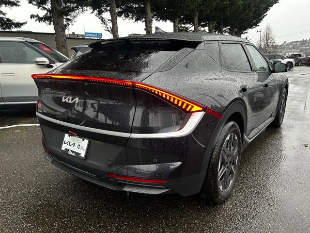 New 2025 Kia EV6 Light RWD image 9