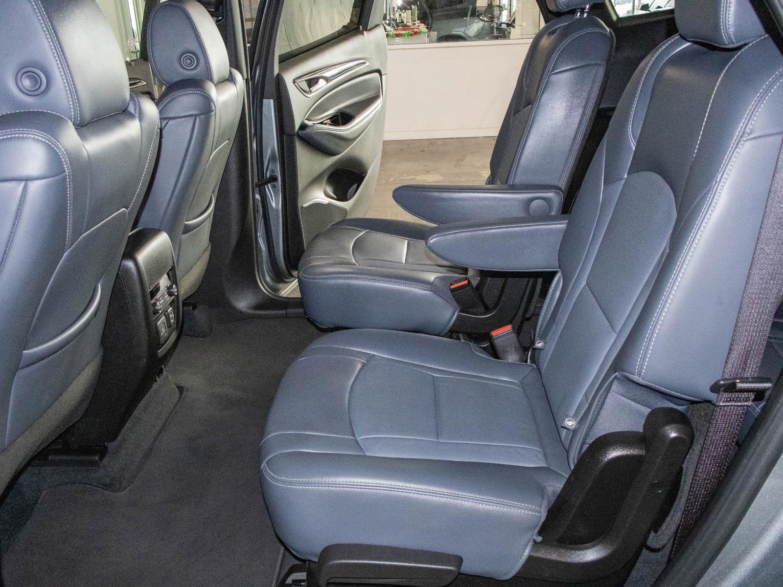 Used 2024 Buick Enclave Premium image 14