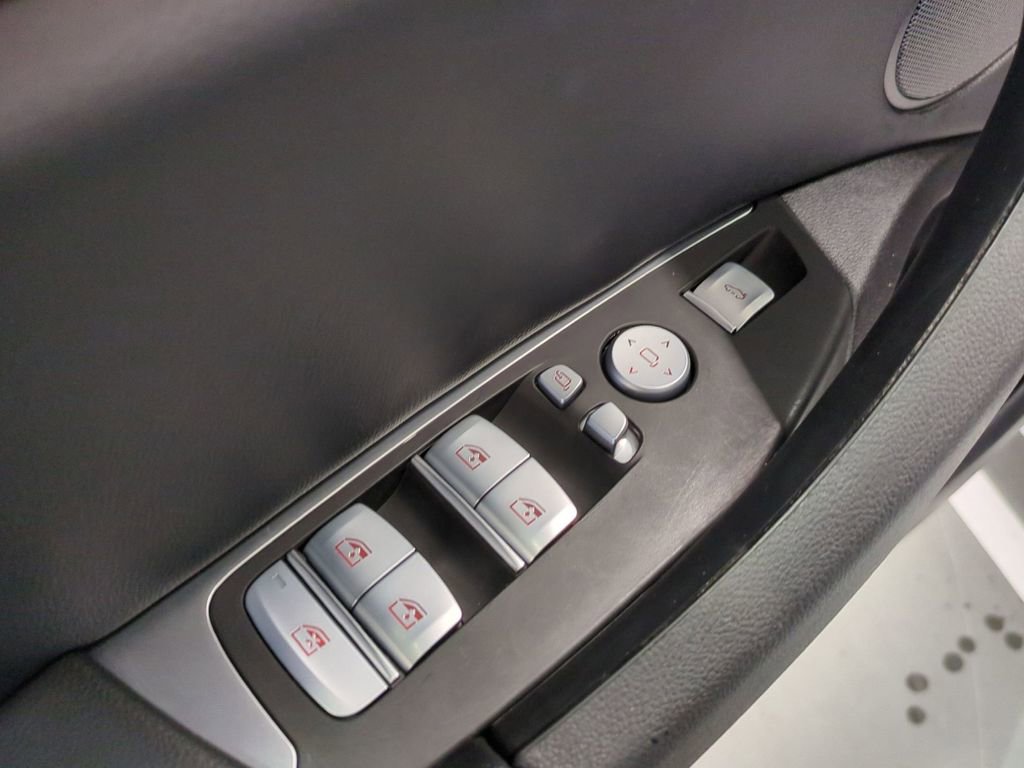 Certified 2023 BMW X3 xDrive30i w/ M Sport Package image 12