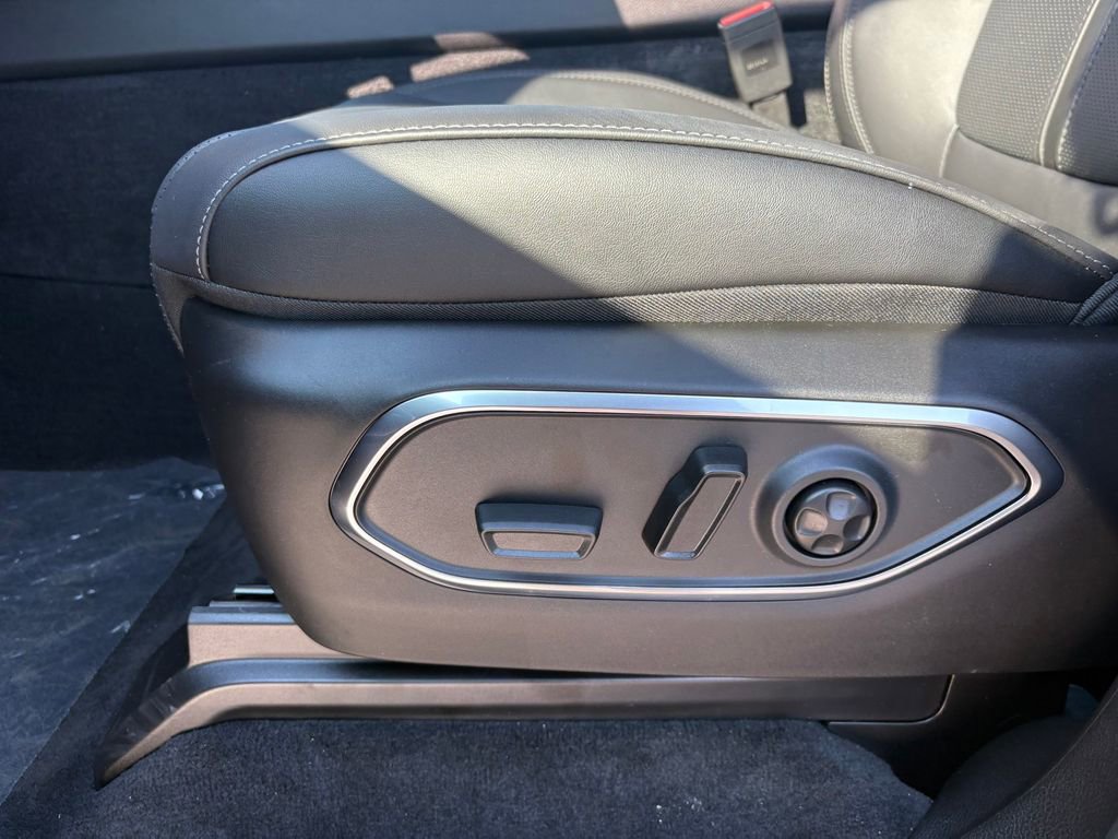 New 2025 Jeep Wagoneer Series II image 17