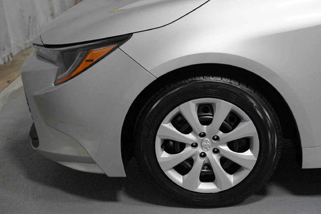 Certified 2024 Toyota Corolla LE FWD image 5