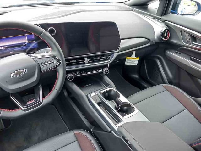 New 2026 Chevrolet Equinox EV RS FWD image 18