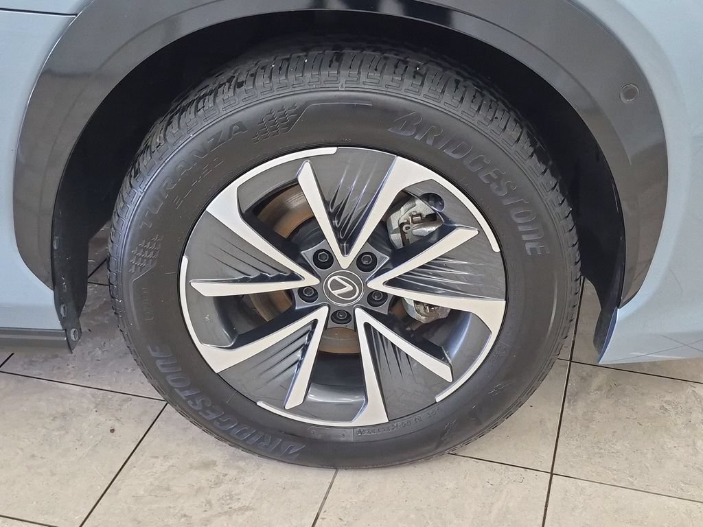 Certified 2024 Lexus RZ 450e Premium w/ Technology Package AWD/4WD image 12