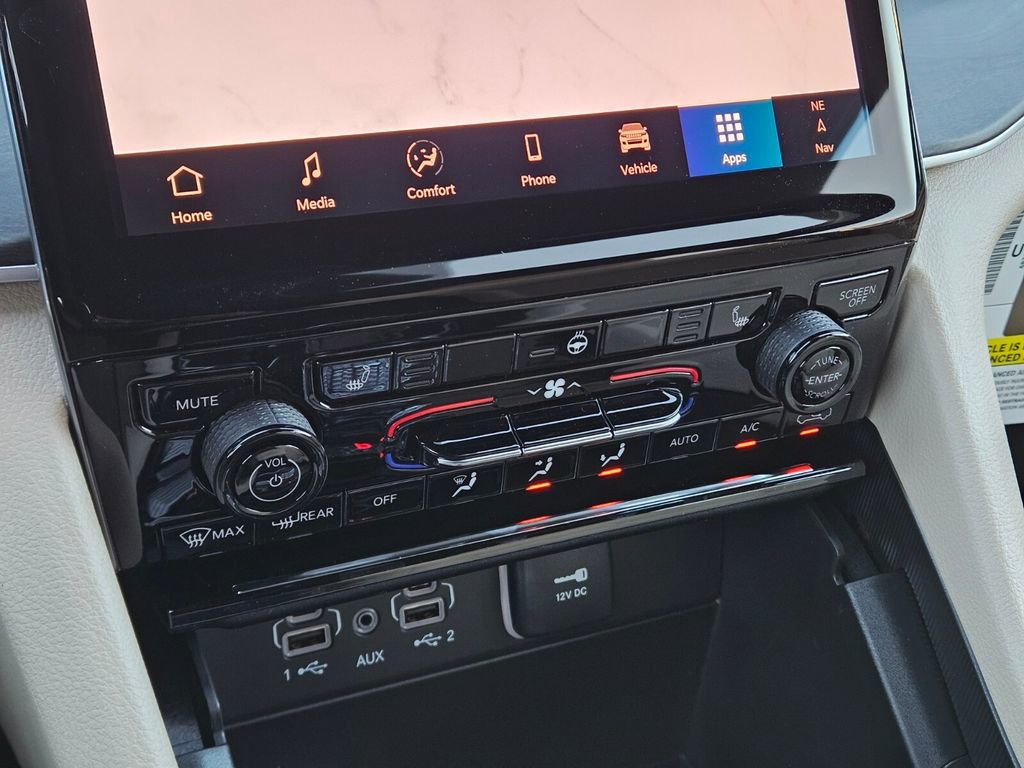 New 2025 Jeep Grand Cherokee Limited image 22