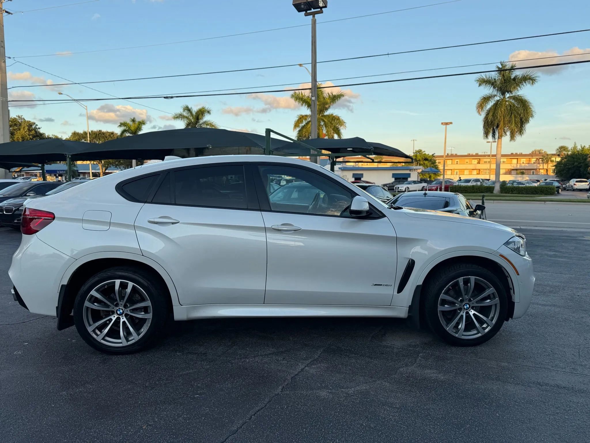 Used 2018 BMW X6 xDrive35i image 6