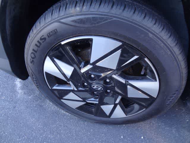 Used 2025 Hyundai Kona SEL FWD image 26