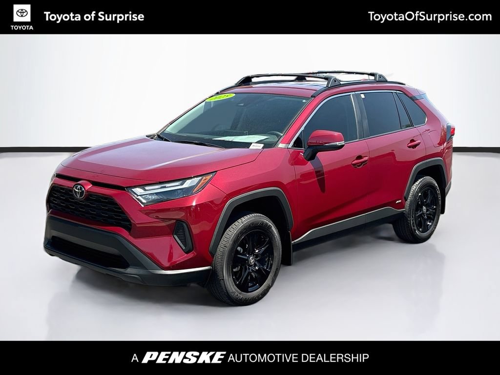 Certified 2025 Toyota RAV4 XLE AWD/4WD image 1