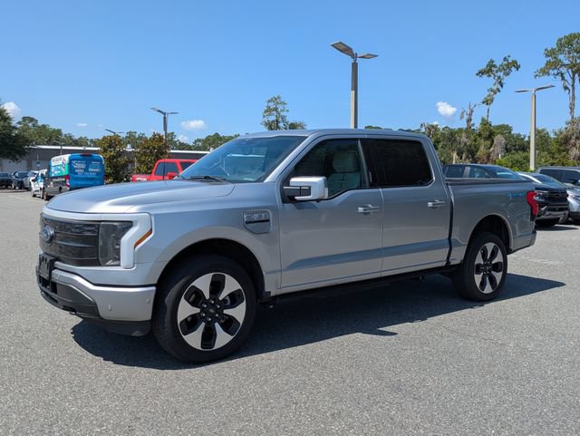 Used 2023 Ford F150 Lightning Platinum AWD/4WD image 7