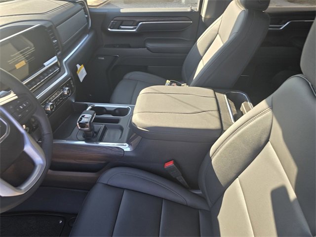 New 2026 GMC Sierra 1500 SLT image 17