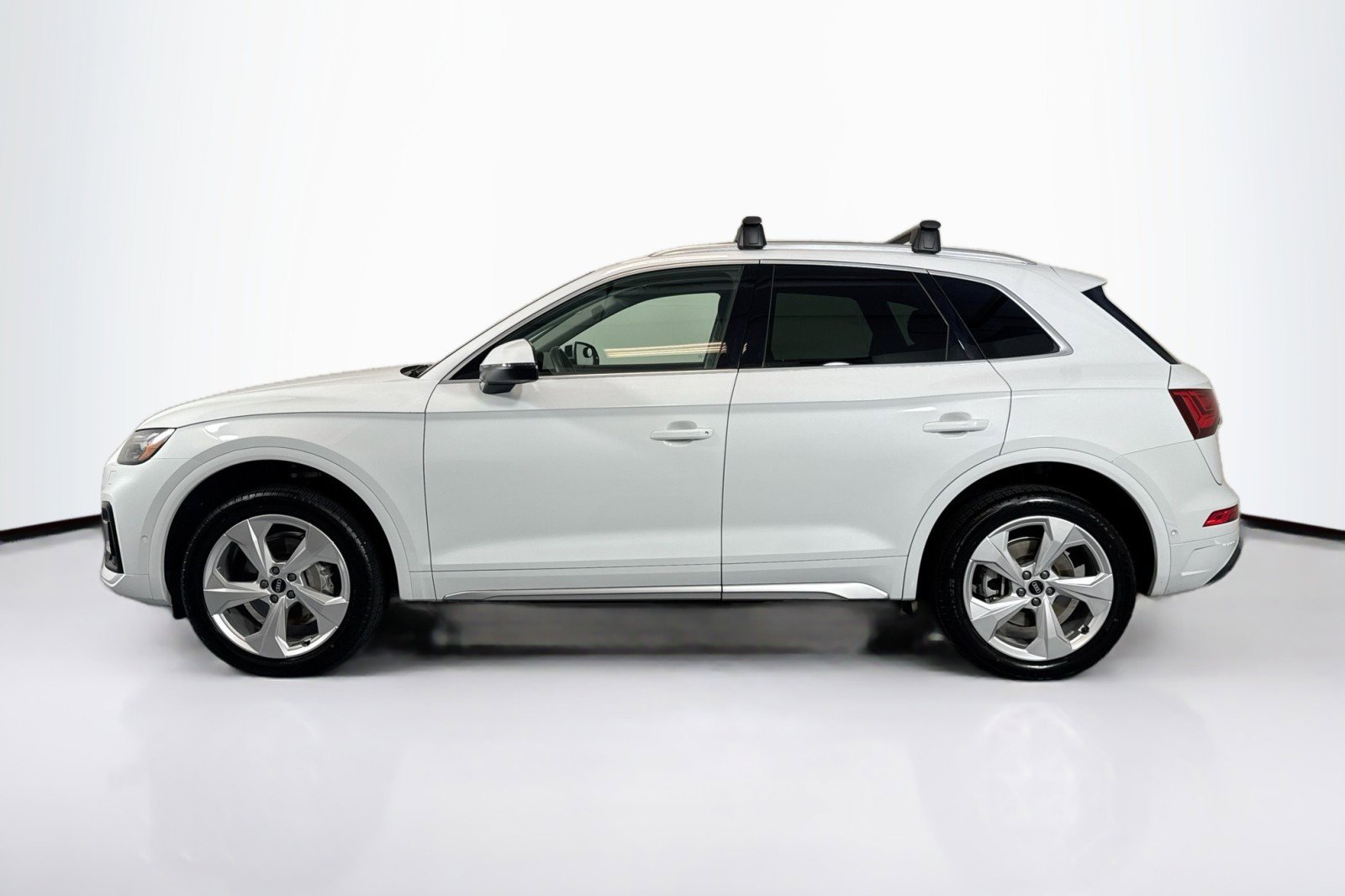 Used 2021 Audi Q5 Prestige w/ Prestige Package image 8