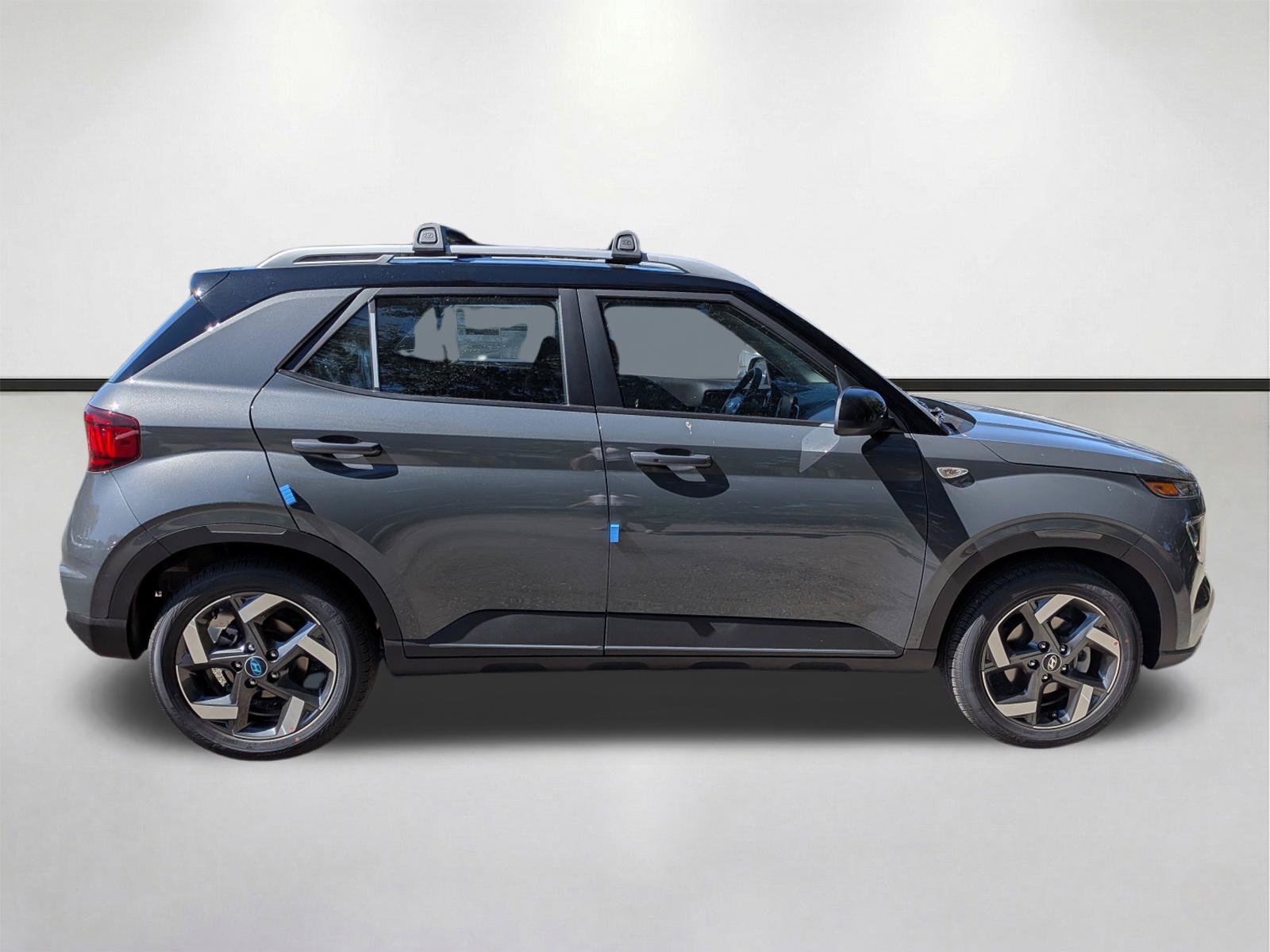 New 2026 Hyundai Venue SEL FWD image 3