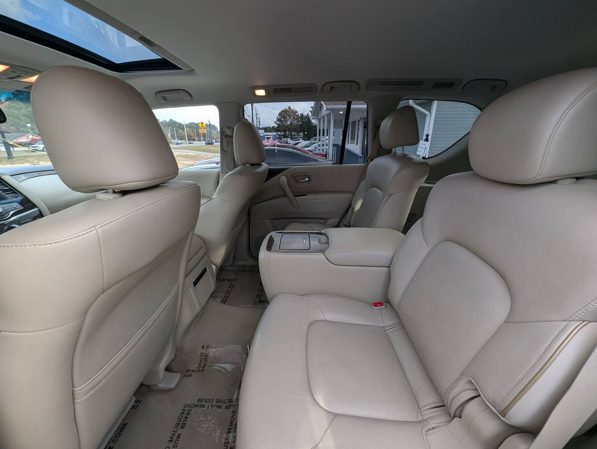 Used 2016 INFINITI QX80 Sport Utility 4D w/ Driver's Assistance Package image 37