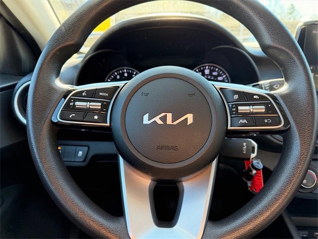 Used 2023 Kia Forte LXS w/ LXS Technology Package image 16