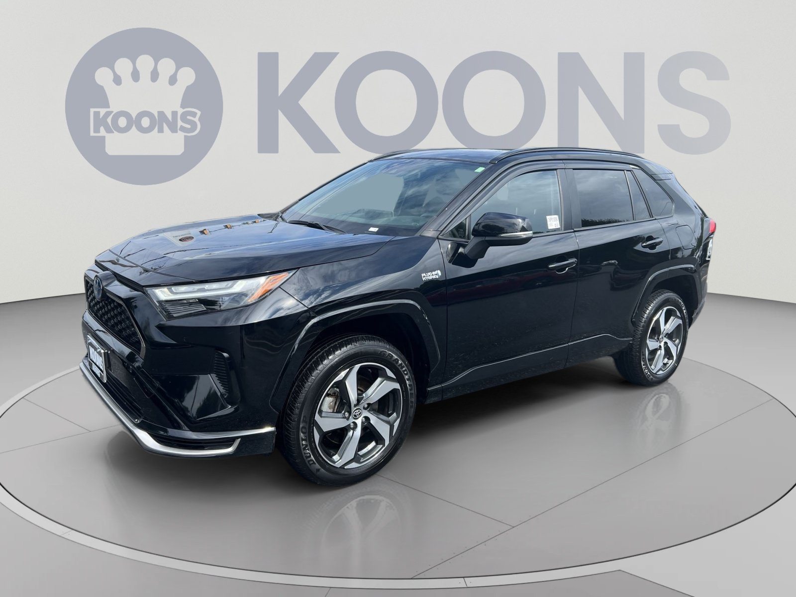 Used 2023 Toyota RAV4 SE w/ Weather & Moonroof Package