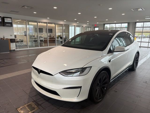 Used 2022 Tesla Model X image 1