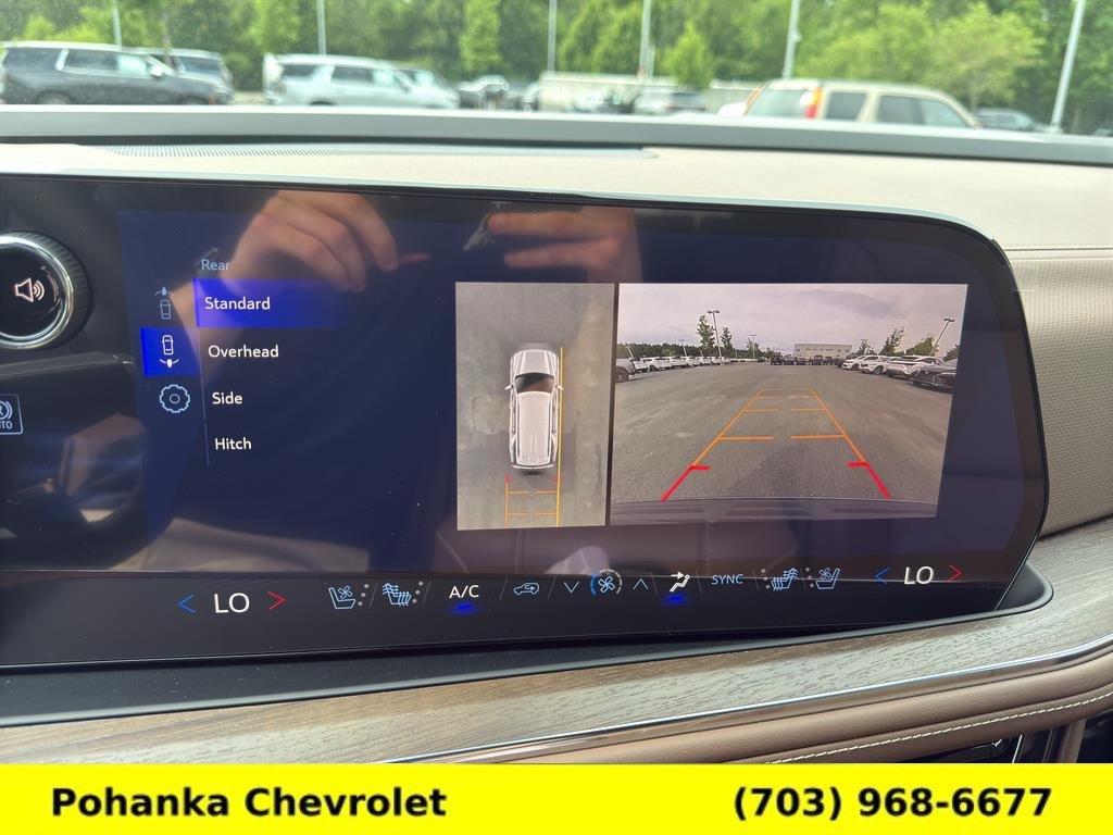 New 2026 Chevrolet Tahoe High Country AWD/4WD image 15