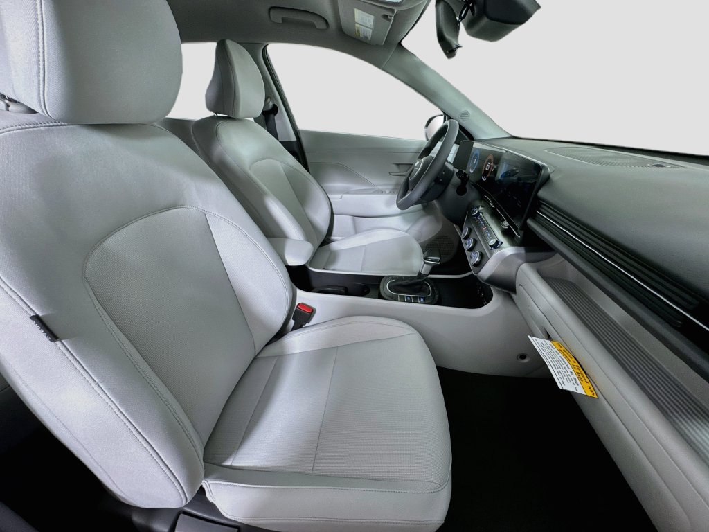 New 2027 Hyundai Kona SE FWD image 29
