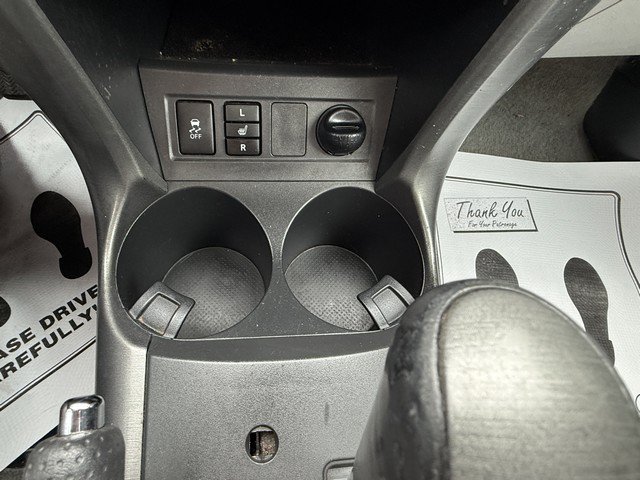 Used 2010 Toyota RAV4 Limited AWD/4WD image 33