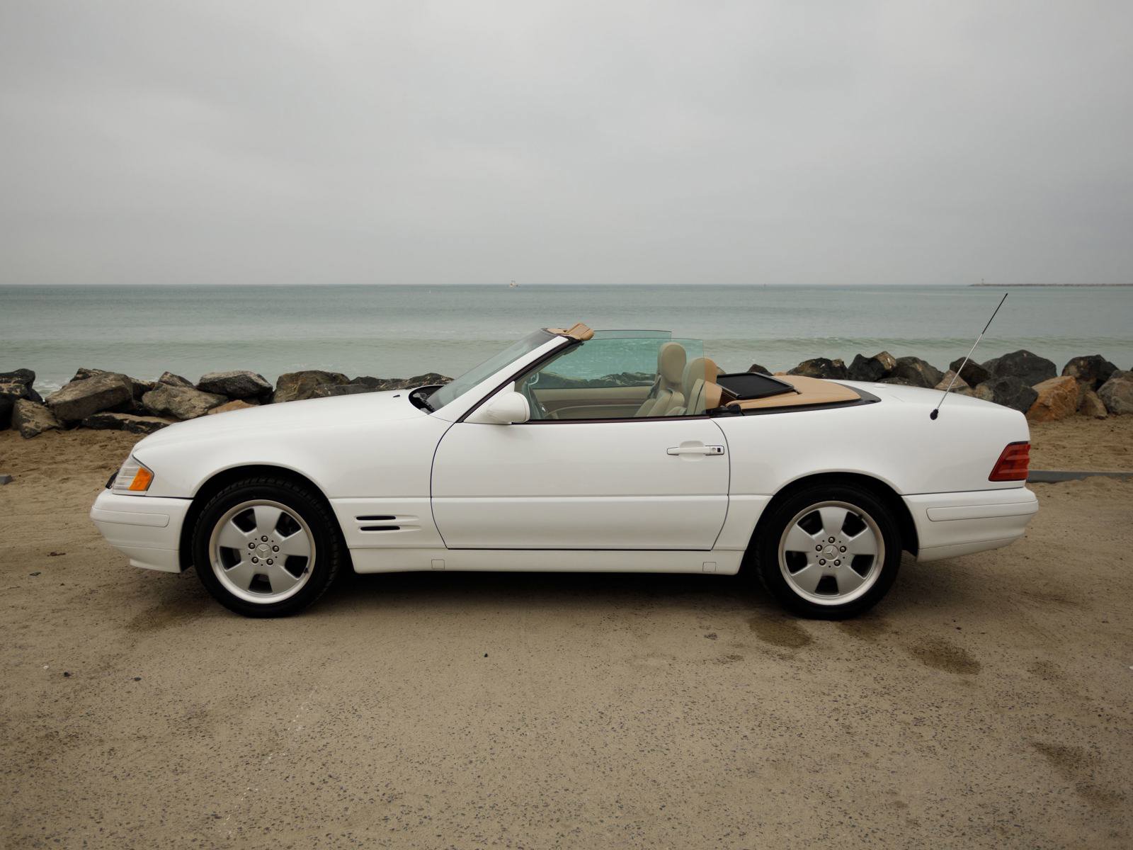 Used 2000 Mercedes-Benz SL 500 image 16