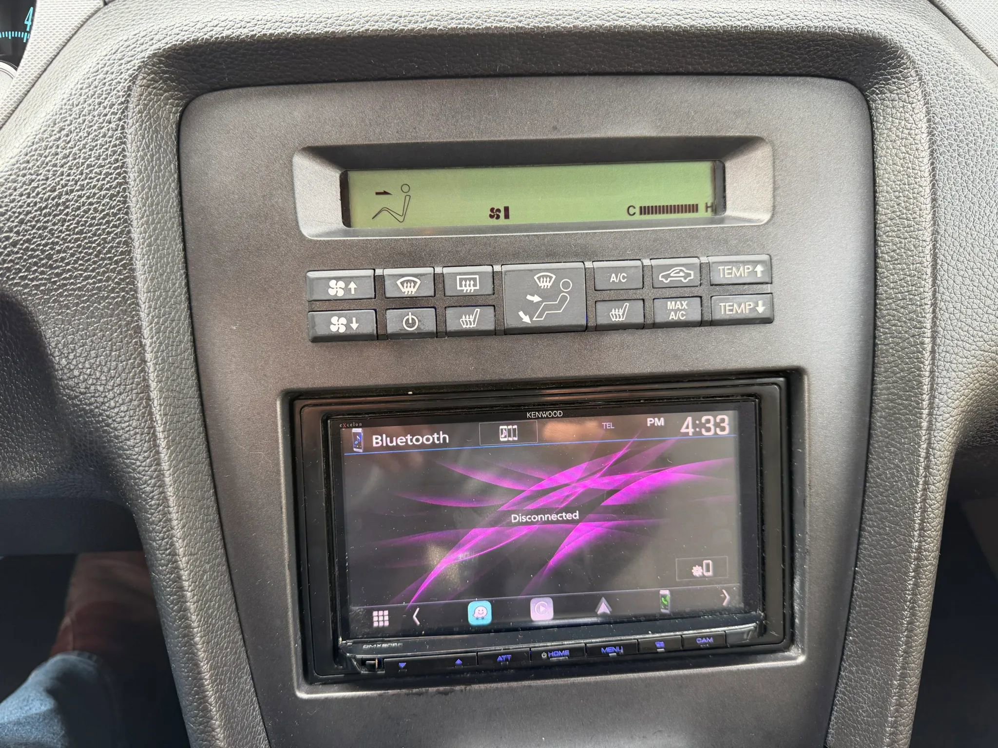 Used 2010 Ford Mustang Convertible RWD image 12