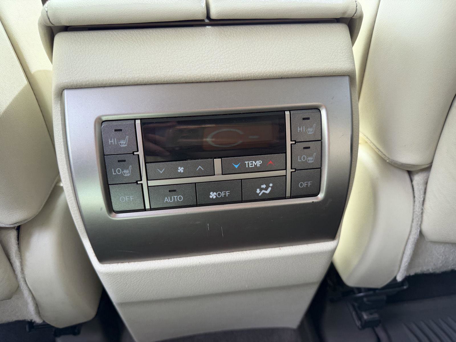Used 2018 Lexus GX 460 Premium AWD/4WD image 22