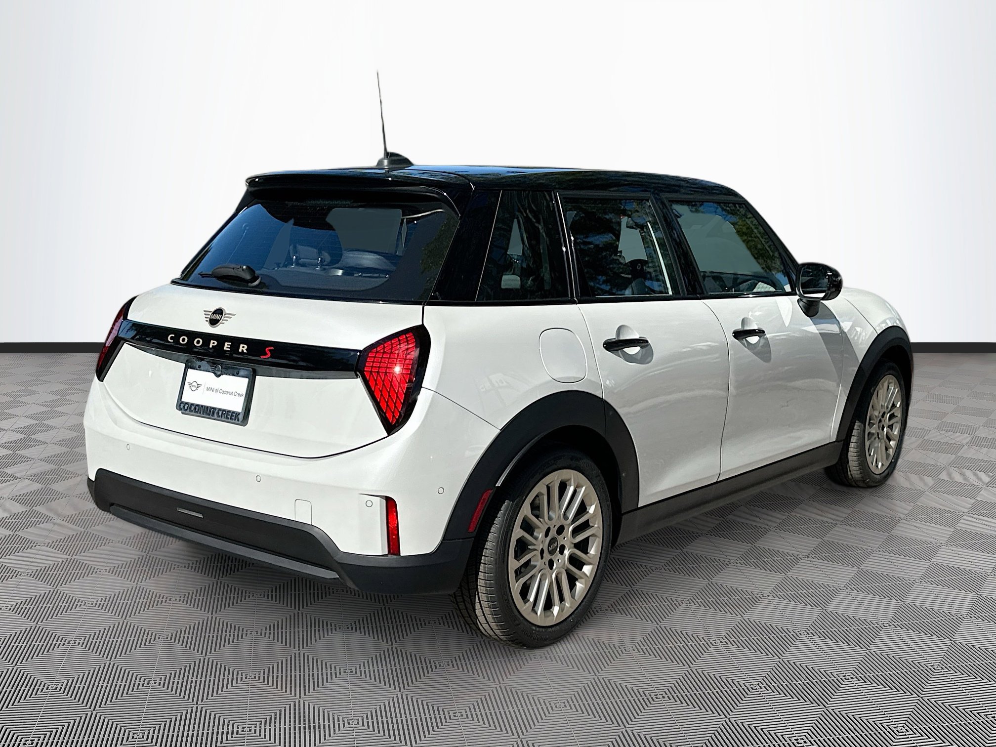 New 2026 MINI Cooper S image 6