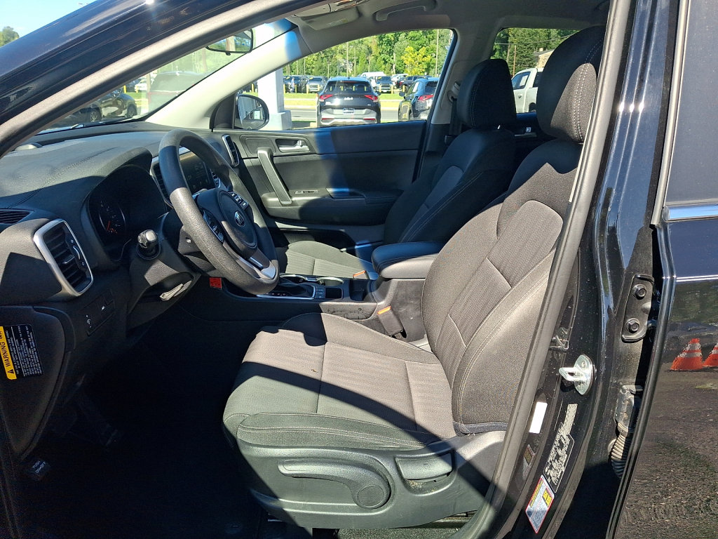 Used 2021 Kia Sportage LX AWD/4WD image 25