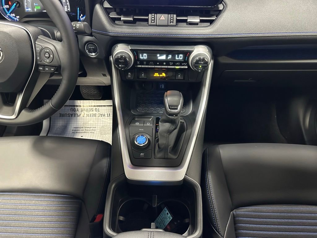 Used 2025 Toyota RAV4 XSE w/ Weather Package image 40