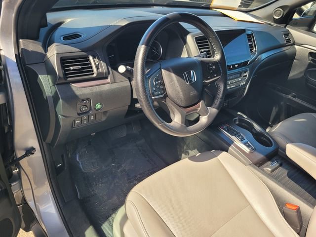 Used 2023 Honda Passport EX-L image 12
