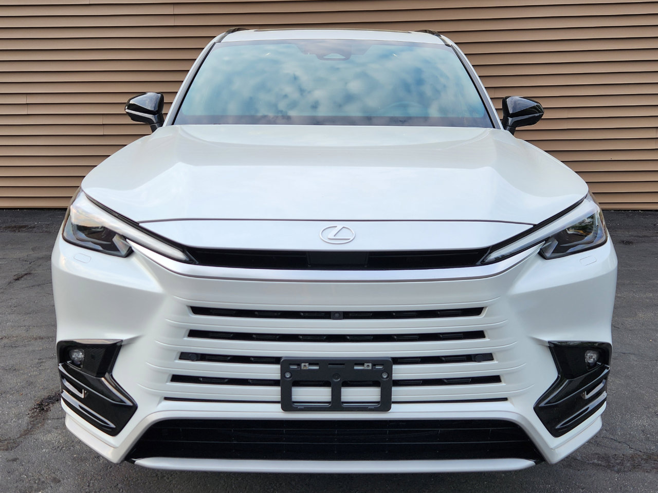 Used 2024 Lexus TX 500h AWD image 9