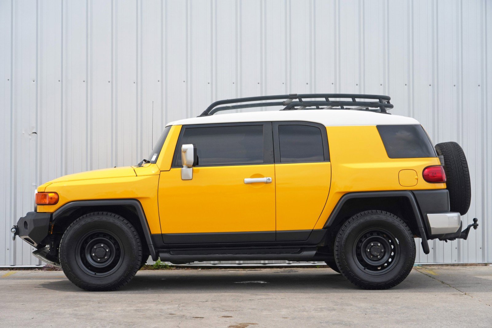 Used 2007 Toyota FJ Cruiser 4WD image 8