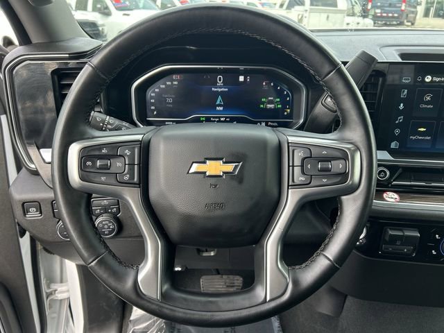 Used 2025 Chevrolet Silverado 2500 LT w/ Convenience Package image 21