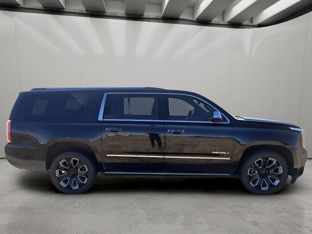 Used 2019 GMC Yukon XL Denali w/ Denali Ultimate Package image 6