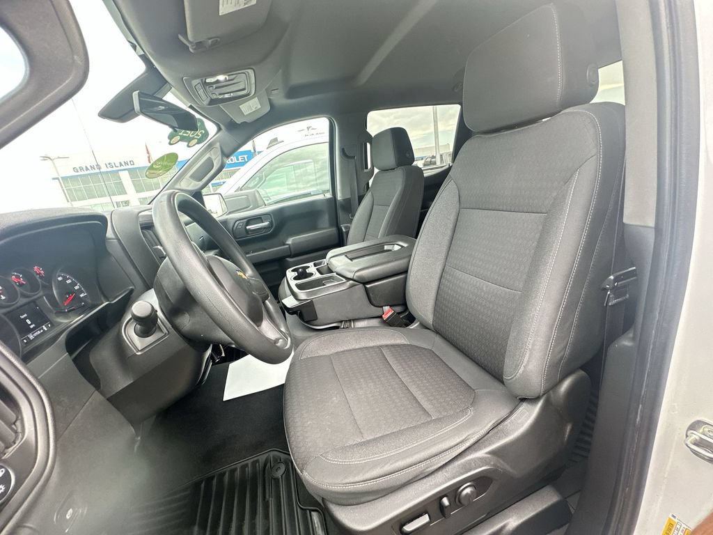 Certified 2021 Chevrolet Silverado 1500 W/T w/ Z71 Off-Road Package AWD/4WD image 19
