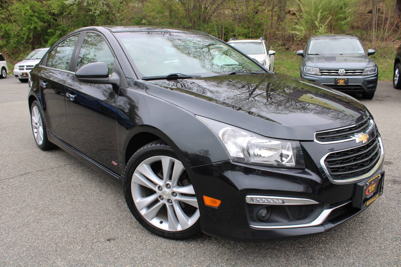 Used 2015 Chevrolet Cruze LTZ w/ Sun, Sound and Sport Package FWD image 4