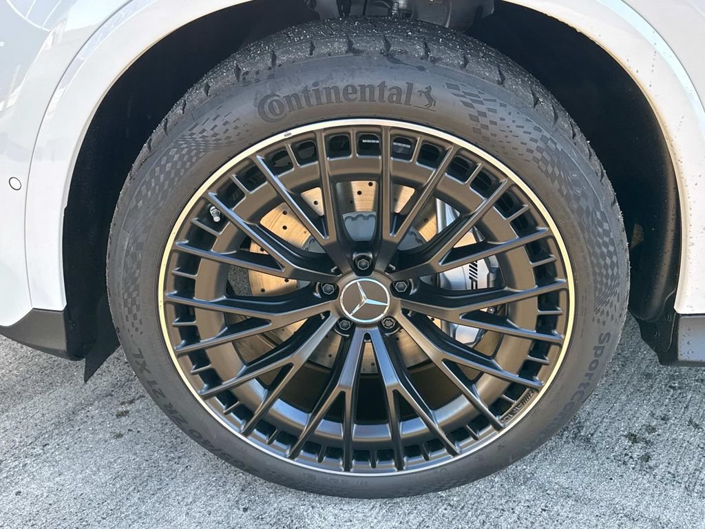 New 2025 Mercedes-Benz GLC 43 AMG 4MATIC image 3