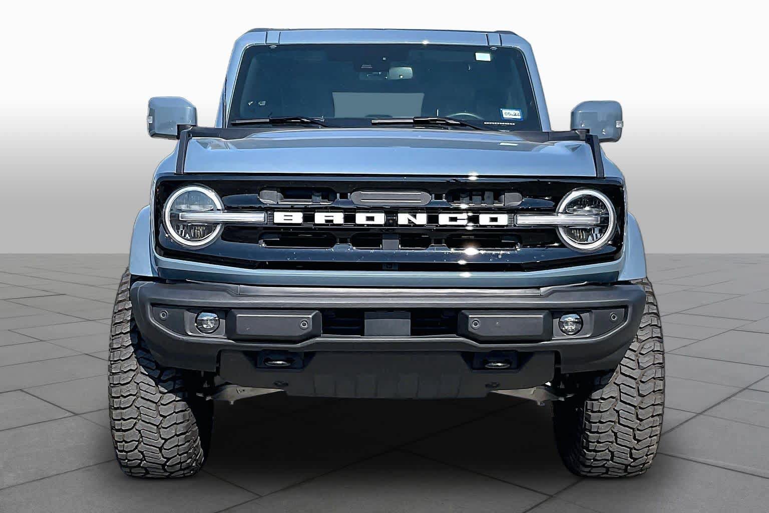 Used 2025 Ford Bronco Outer Banks AWD/4WD image 4